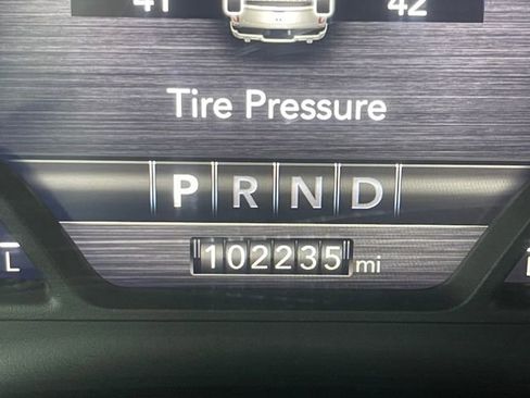 Used 2022 RAM 1500 Laramie AWD/4WD image 24