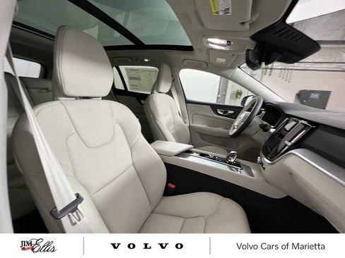 New 2026 Volvo V60 B5 Cross Country Plus w/ Protection Package Premier image 26
