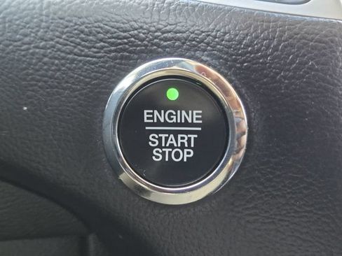 Used 2023 Ford Edge SE AWD/4WD image 21