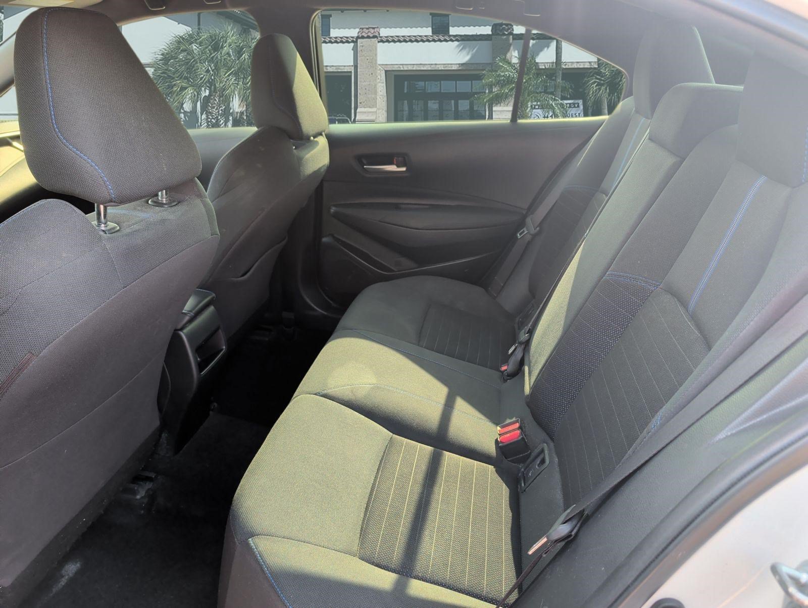 Used 2020 Toyota Corolla SE FWD image 24