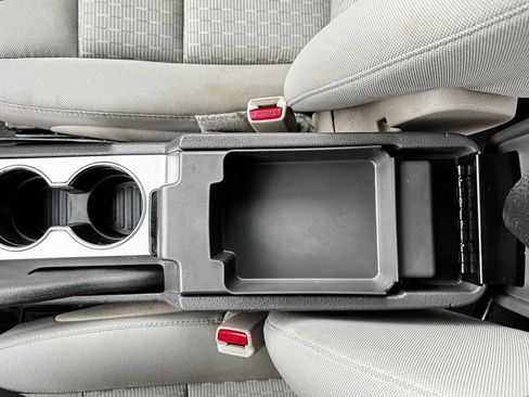 Used 2010 Ford Fusion SE image 17