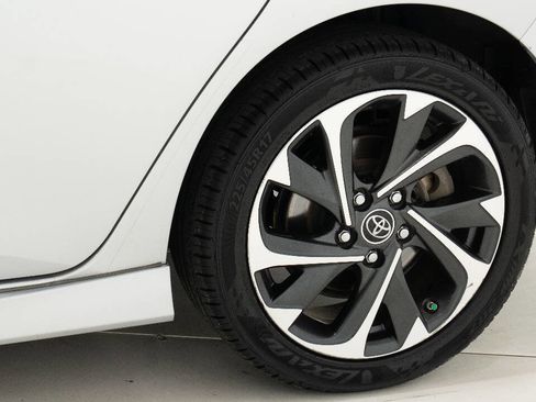 Used 2017 Toyota Corolla iM FWD image 64