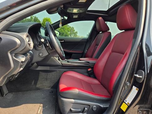 Used 2022 Lexus IS 300 w/ Premium Package RWD image 9