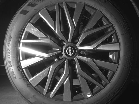 Used 2025 Nissan Altima 2.5 SV image 15