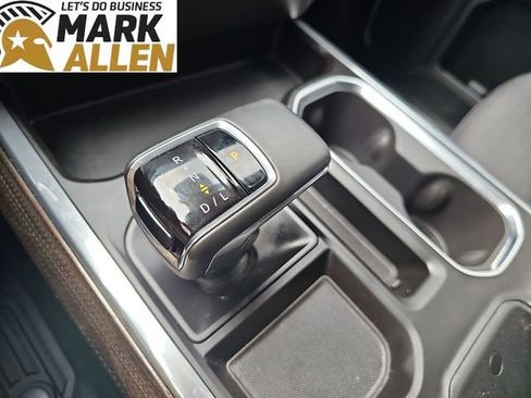 Used 2024 Chevrolet Silverado 1500 LT Trail Boss w/ Convenience Package II AWD/4WD image 16