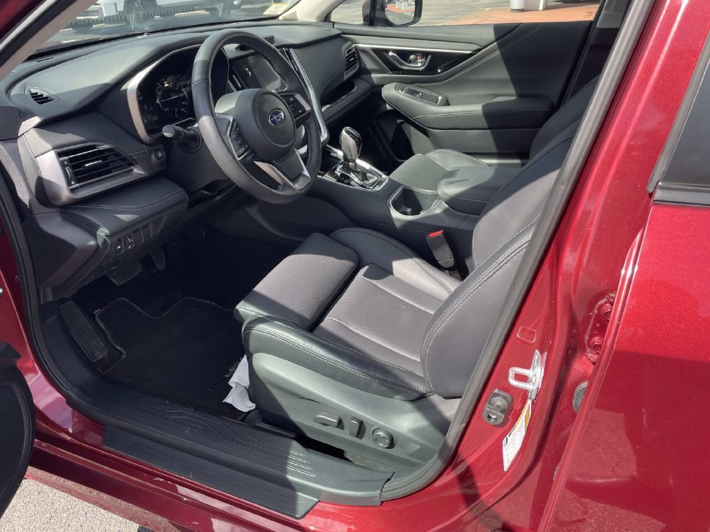 Used 2025 Subaru Legacy Limited AWD/4WD image 16