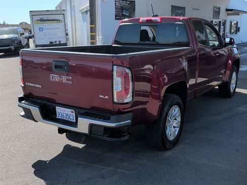 Used 2017 GMC Canyon SLE w/ SLE Convenience Package RWD image 4