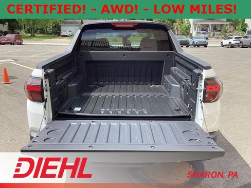 Certified 2025 Hyundai Santa Cruz SE image 10