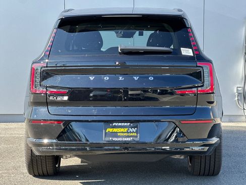 New 2025 Volvo EX90 Ultra image 4
