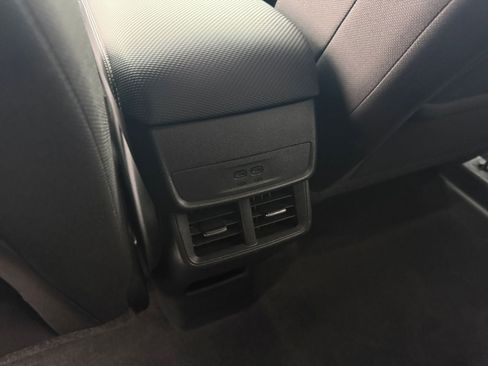 Used 2025 Chevrolet Equinox LT image 24