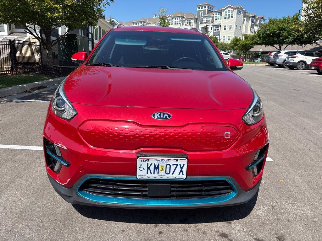 Used 2020 Kia Niro EX w/ Cold Weather Package FWD image 3