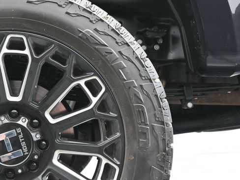 Used 2025 Ford F350 Platinum image 45