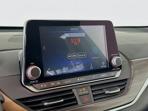 Used 2023 Nissan Altima 2.5 SV image 21