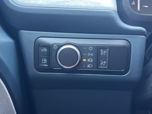 New 2026 Ford Maverick XLT w/ XLT Luxury Package FWD image 13