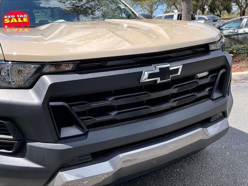 Used 2024 Chevrolet Colorado Trail Boss w/ Advanced Trailering Package AWD/4WD image 30
