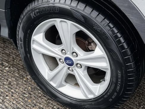 Used 2015 Ford Escape SE image 18