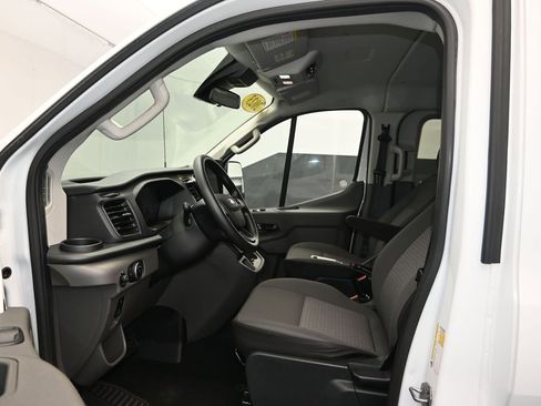 Used 2023 Ford Transit 350 XLT image 15