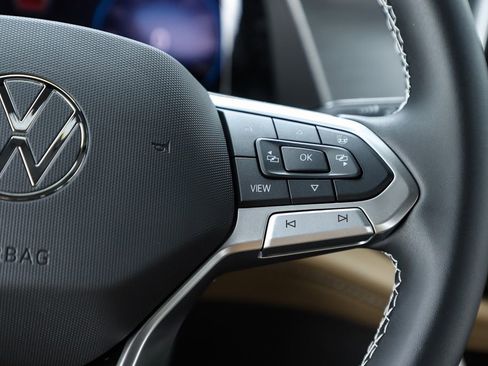 New 2026 Volkswagen Atlas Cross Sport SE image 22