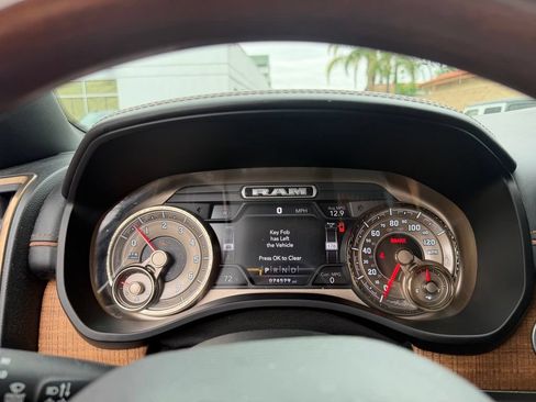 Used 2019 RAM 1500 Limited AWD/4WD image 22