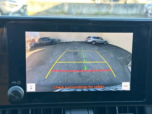 Used 2023 Toyota RAV4 AWD Hybrid image 11