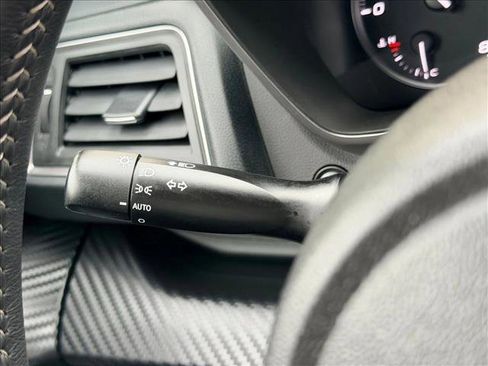 Certified 2024 Subaru Ascent Premium w/ Convenience Package image 23