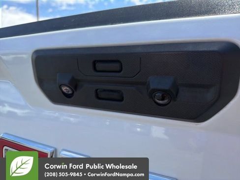 Used 2022 GMC Sierra 1500 Denali AWD/4WD image 11