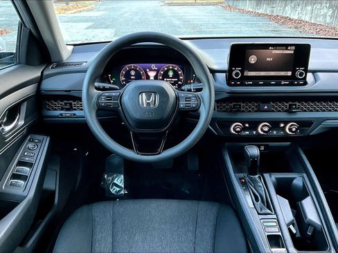 Used 2024 Honda Accord LX image 6