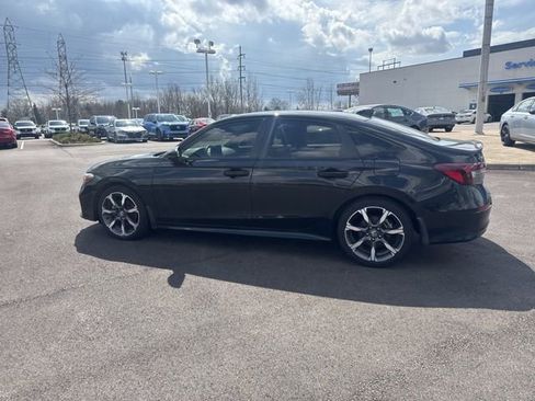 Used 2025 Honda Civic Sport image 16