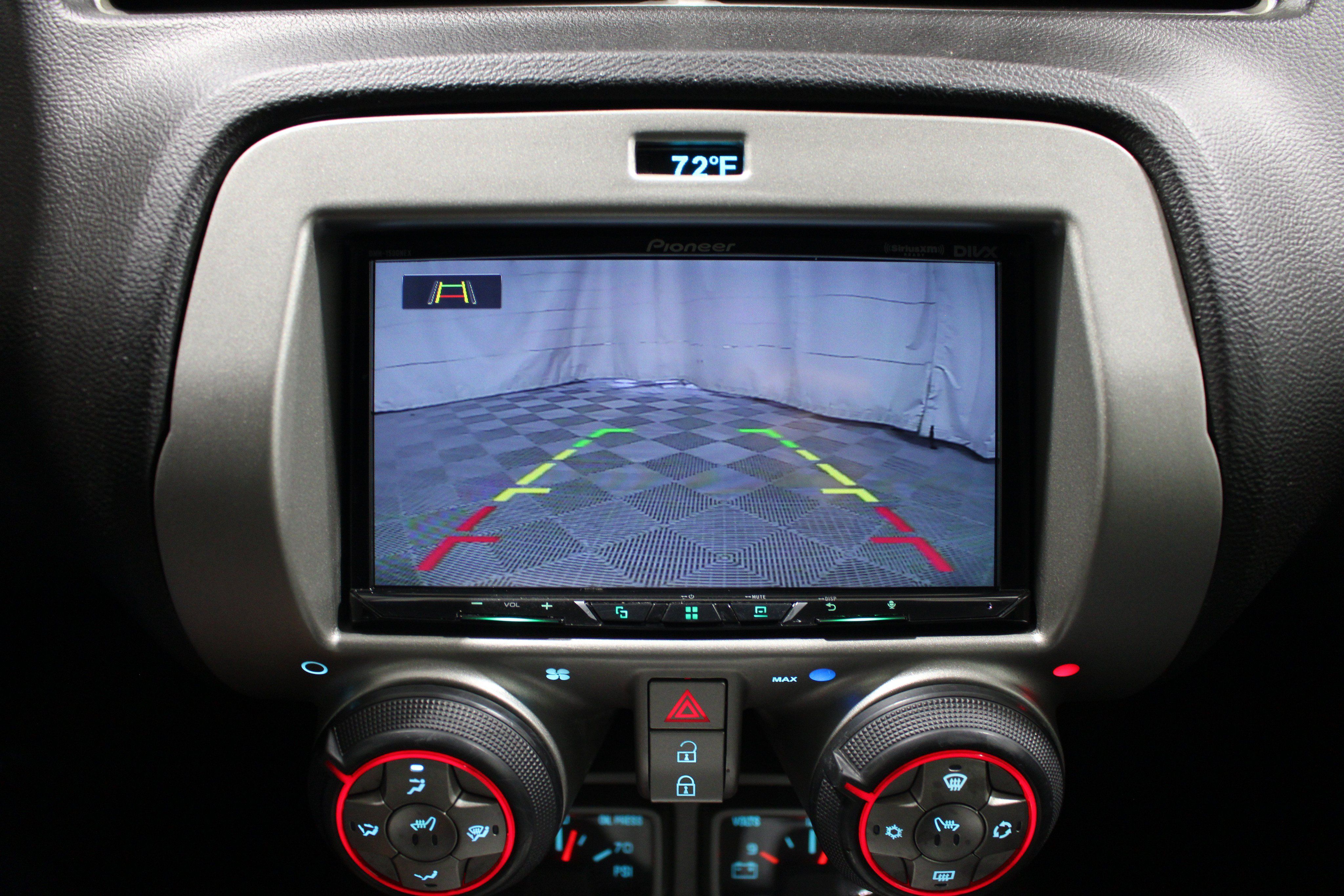 Used 2010 Chevrolet Camaro SS RWD image 16