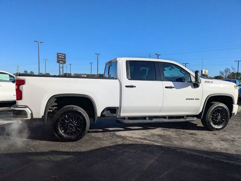 Certified 2022 Chevrolet Silverado 2500 LTZ w/ LTZ Plus Package image 5