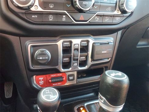 Used 2020 Jeep Wrangler Unlimited Rubicon w/ Quick Order Package 28Y Recon image 30