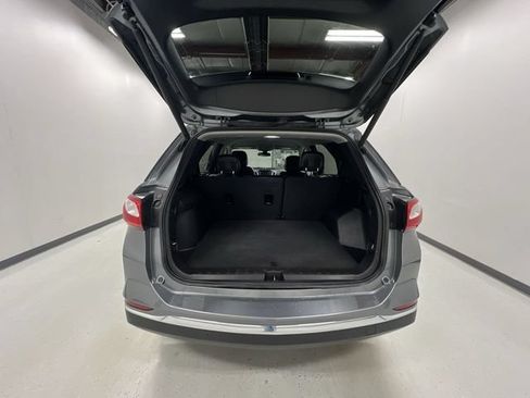 Used 2018 Chevrolet Equinox LT FWD image 25