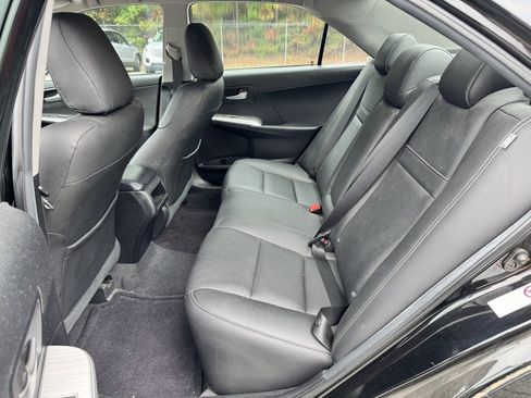 Used 2012 Toyota Camry SE image 5