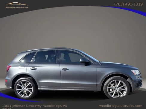 Used 2015 Audi Q5 3.0T Prestige w/ Prestige Package image 4