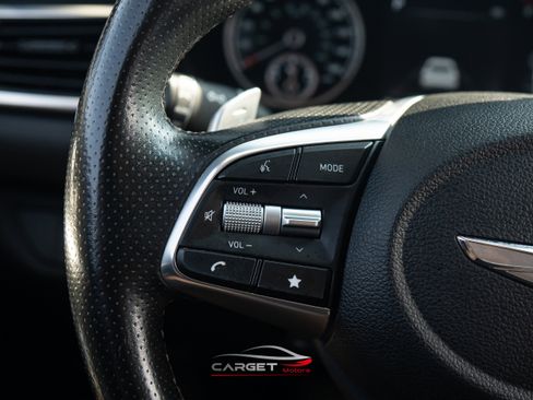 Used 2022 Genesis G70 2.0T image 20