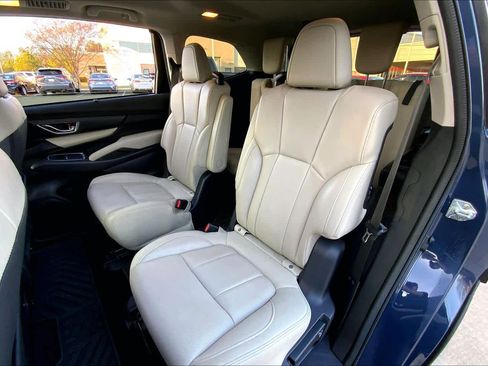Used 2024 Subaru Ascent Limited image 19