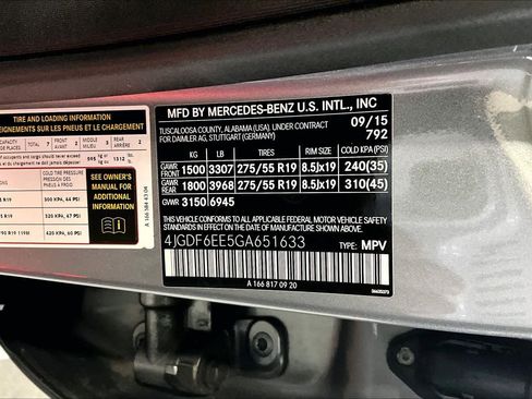 Used 2016 Mercedes-Benz GL 450 4MATIC image 31