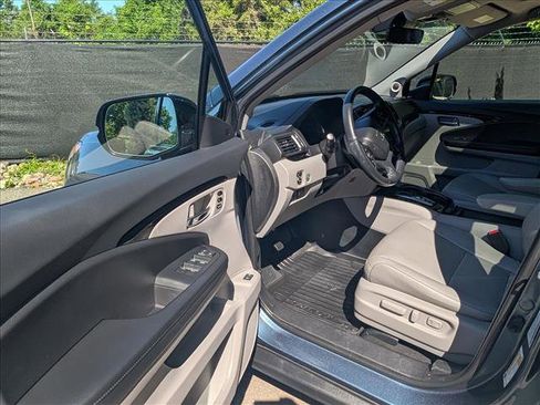 Used 2022 Honda Pilot Elite image 30