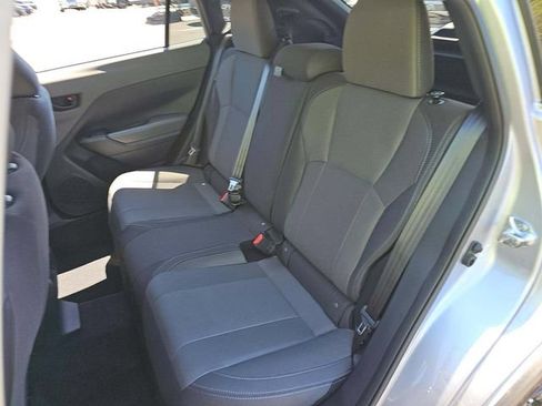 Used 2024 Subaru Crosstrek 2.0i AWD/4WD image 6