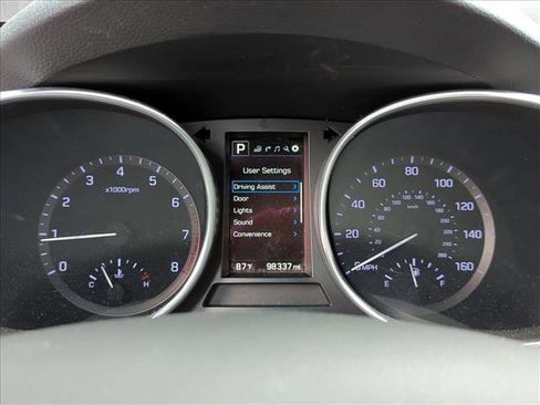 Used 2018 Hyundai Santa Fe Sport w/ 2.4L Tech Package 04 FWD image 9