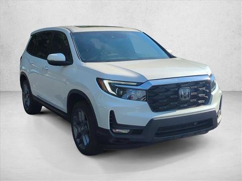 Used 2023 Honda Passport EX-L image 3