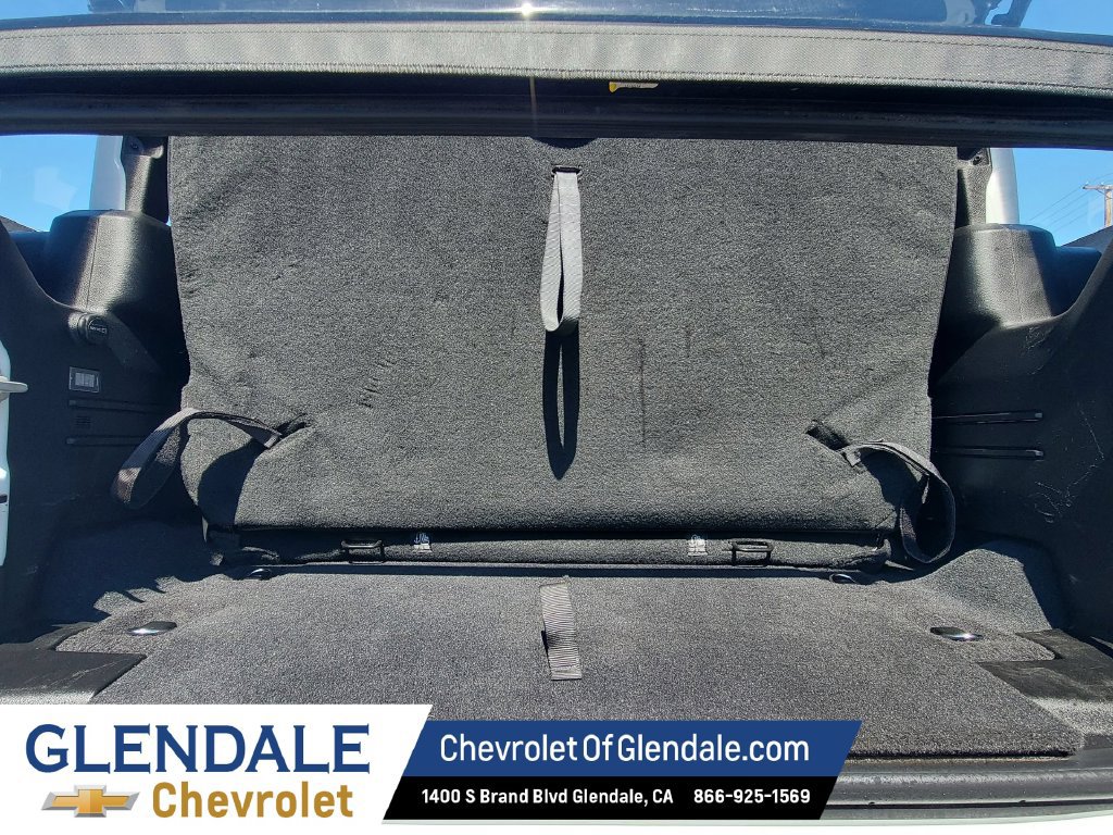 Used 2025 Jeep Wrangler Sport AWD/4WD image 12