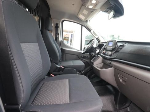 Used 2025 Ford Transit 250 Low Roof w/ Exterior Upgrade Package RWD image 9