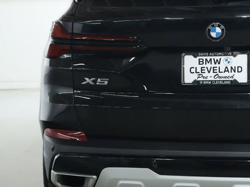Certified 2025 BMW X5 xDrive40i w/ Premium Package image 44