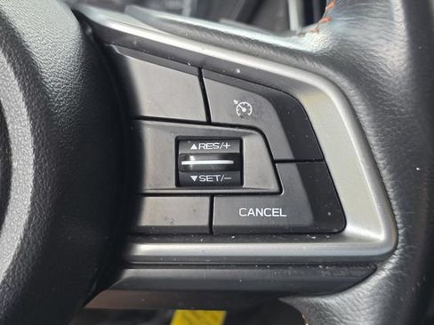 Used 2018 Subaru Crosstrek 2.0i Premium w/ Moonroof Package AWD/4WD image 24