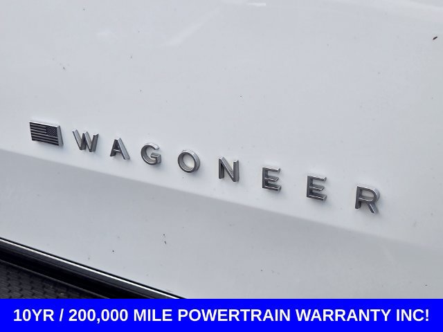 Used 2024 Jeep Wagoneer Series III AWD/4WD image 16