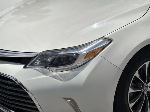 Used 2016 Toyota Avalon XLE FWD image 6