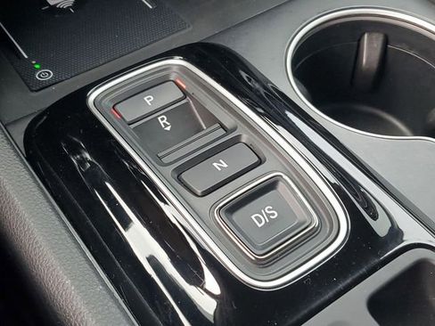 Used 2023 Honda Pilot Touring image 36