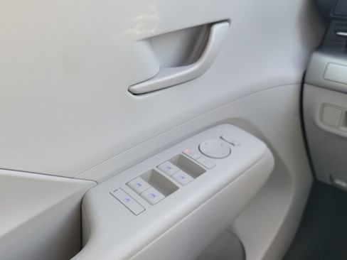 Used 2024 Hyundai Kona SEL FWD image 19