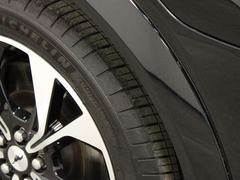 Used 2023 Ford Mustang Mach-E Premium image 11